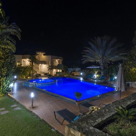 Villa Elina Luxury Residence Сталос Экстерьер фото