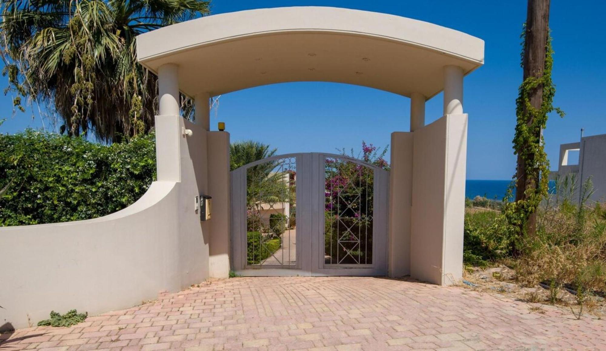 Villa Elina Luxury Residence Сталос Экстерьер фото